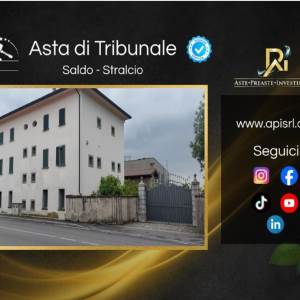 Farmhouse for sale, Via 25 aprile, Rovato