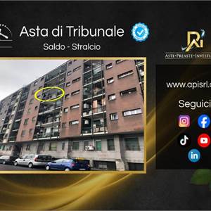 Appartamento in vendita, Via ROGOREDO, Milano
