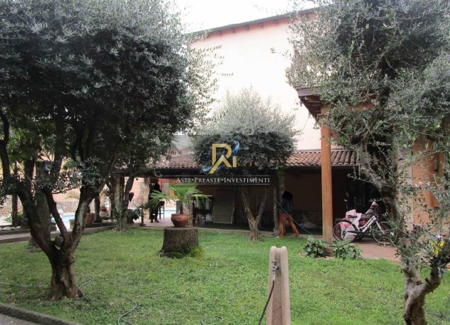 Photo 21