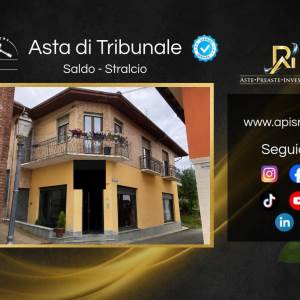 Casa singola in vendita, Piazza S. Secondo, 5, Vallo Torinese