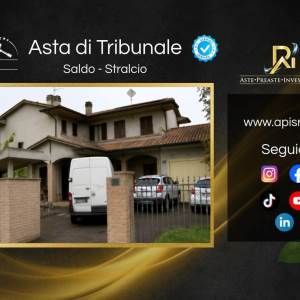 Appartamento in vendita, Via del Quattro 34, Forlì
