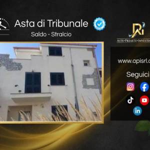 Terraced house for sale, Piazza Santa Maria, Ferrandina